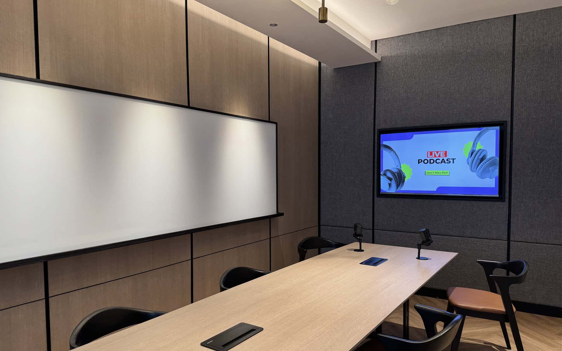 Creator Room